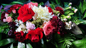 a table floral swag